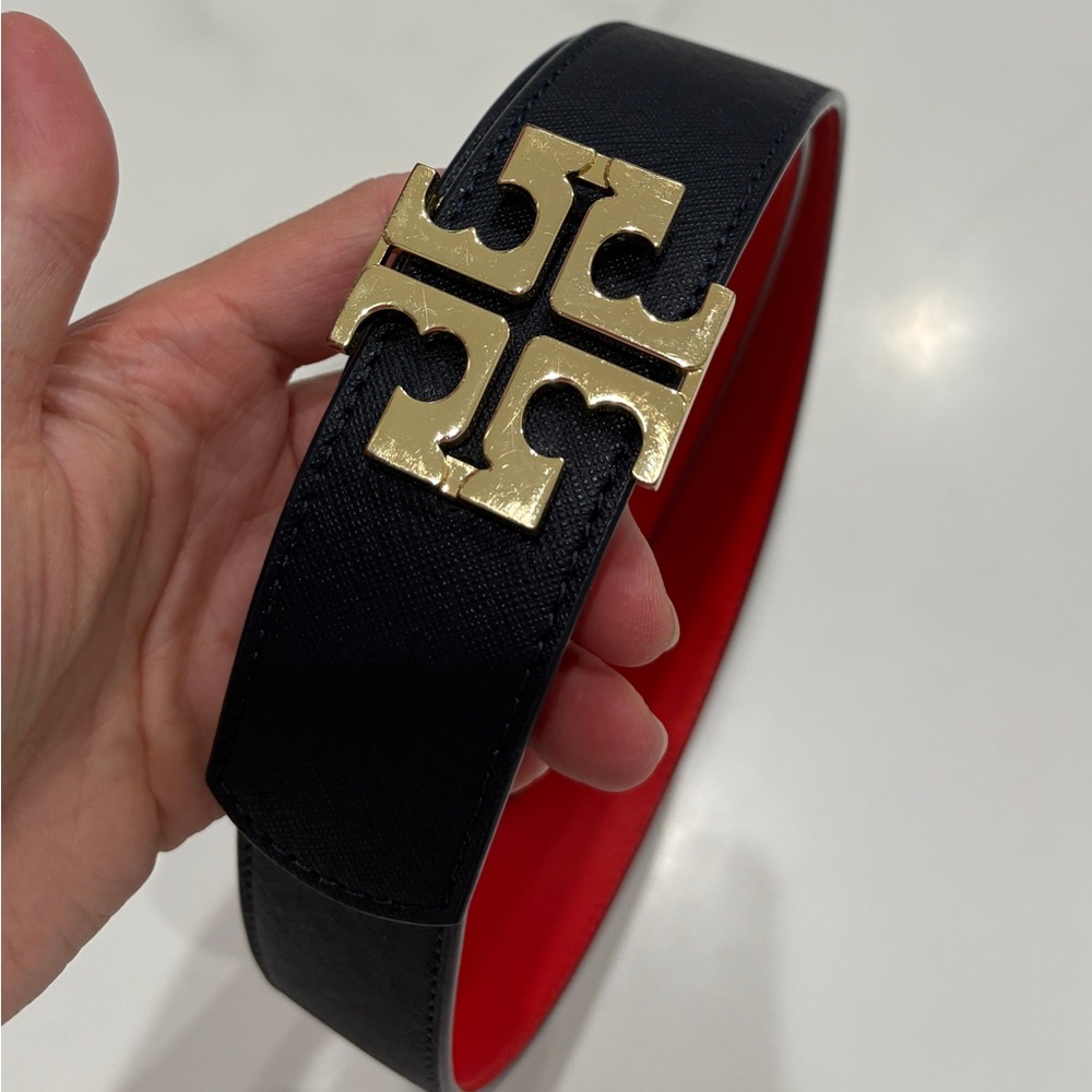 TORY BURCH Reversible Navy Blue and Red Belt with Gold Logo Buckle Size 25-27 XS